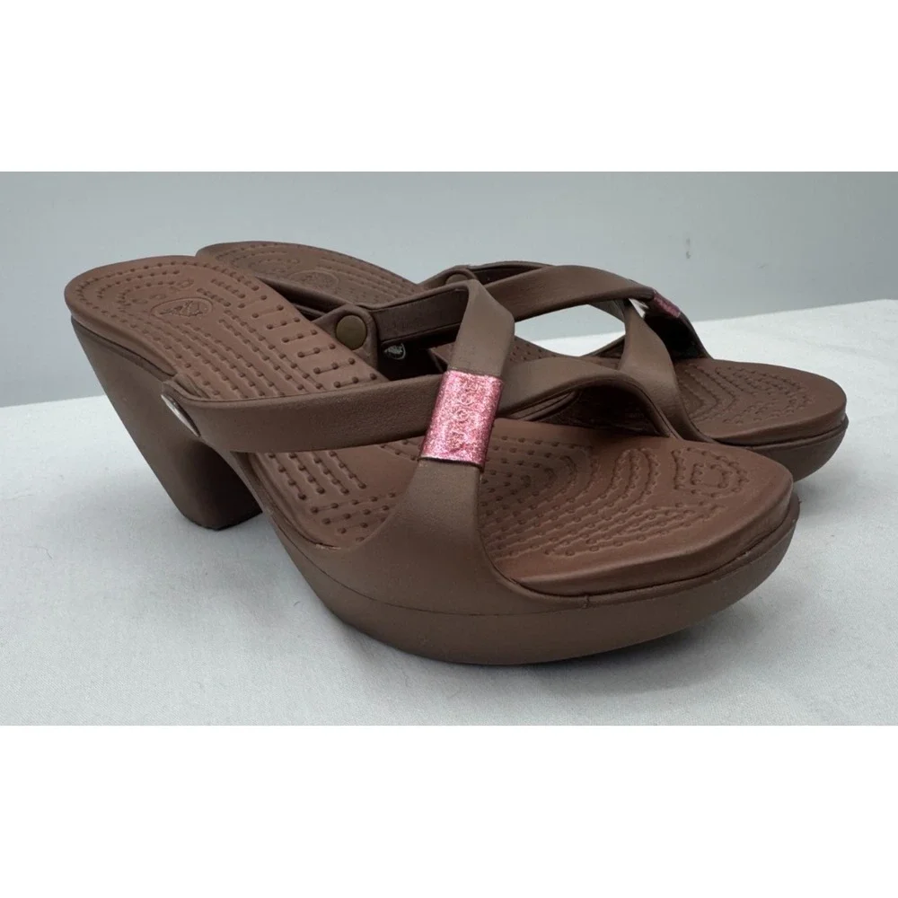 Crocs Cyprus Heeled Slip On Sandal Shoe 8 Brown / Brown Boho Earthy Beach 3.75